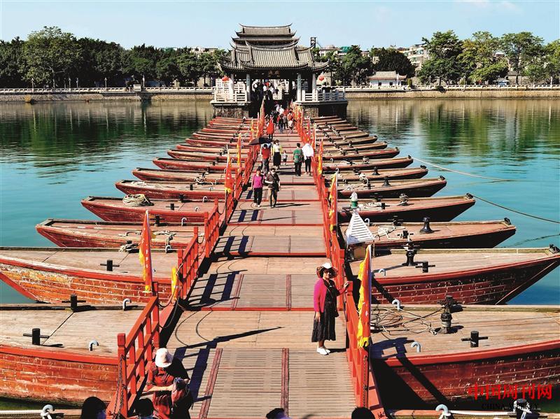 廣濟(jì)橋浮橋.jpg